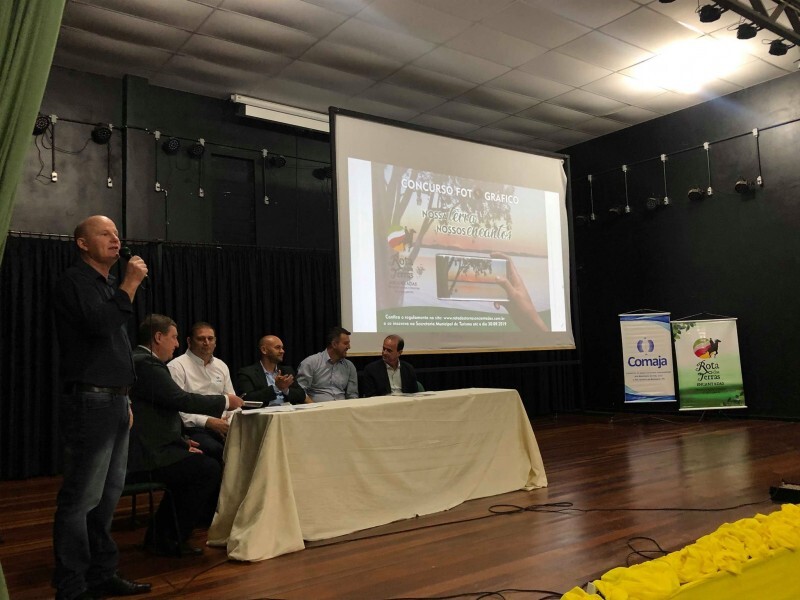 reuniao-do-comaja-reune-prefeitos-em-victor-graeff