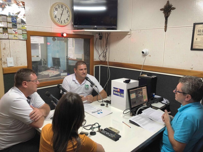 presidente-e-secretario-do-comaja-participam-de-entrevista-na-radio-ibiruba