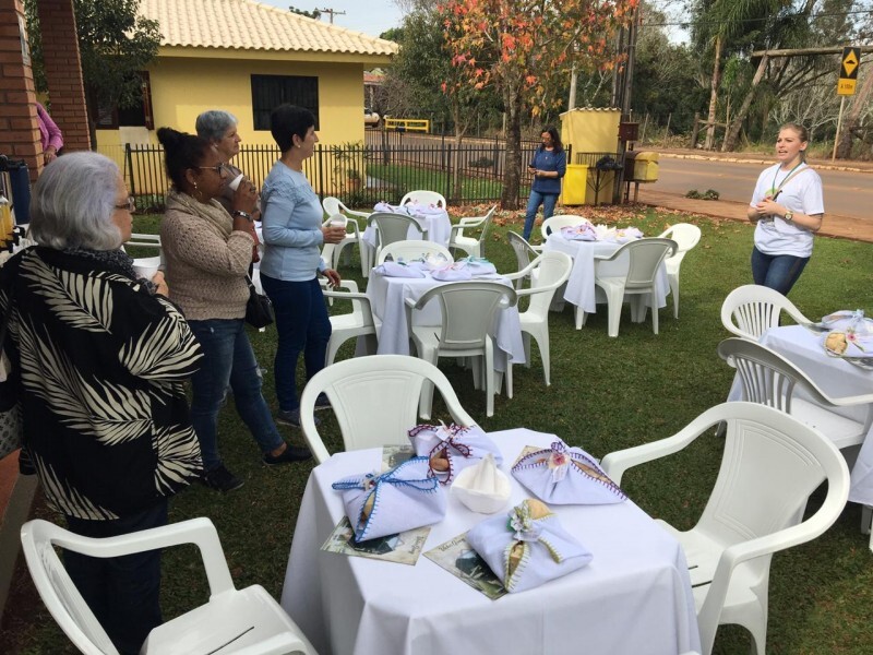 grupo-de-turistas-conhece-a-rota-das-terras-encantadas